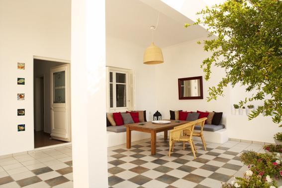 Casa Aiora Villa Adamantas Exterior photo